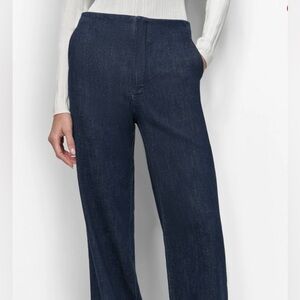 Donna Karan Blue straight  Leg Trousers in size 4. Great condition